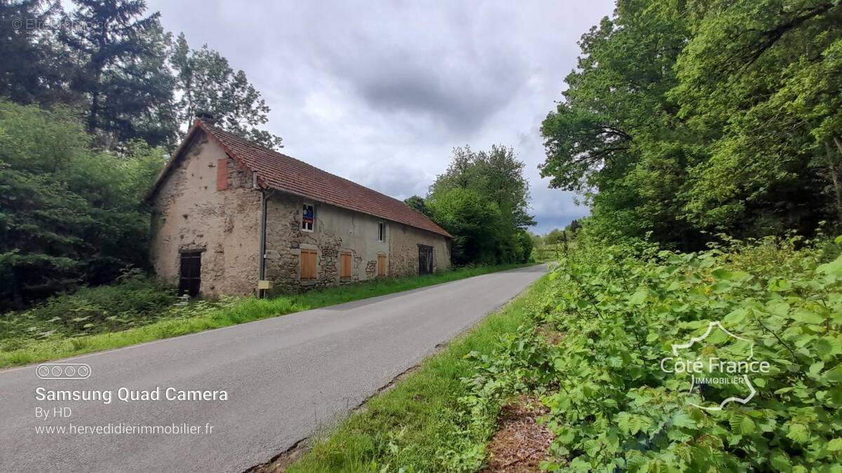Maison à ROUGNAT