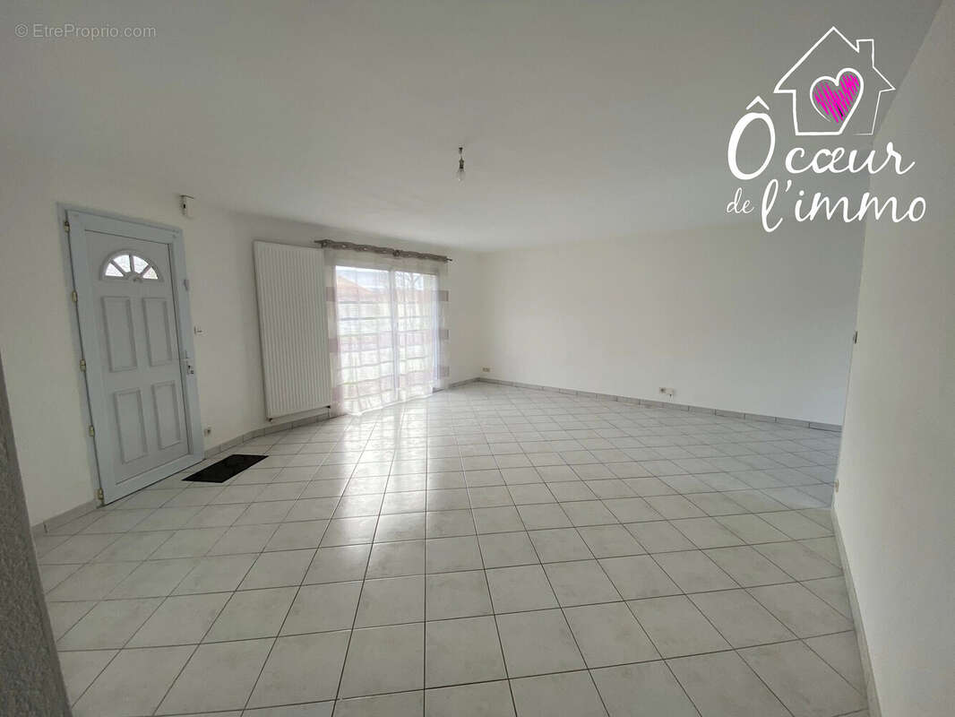 Maison à SAINT-LEGER-SOUS-CHOLET