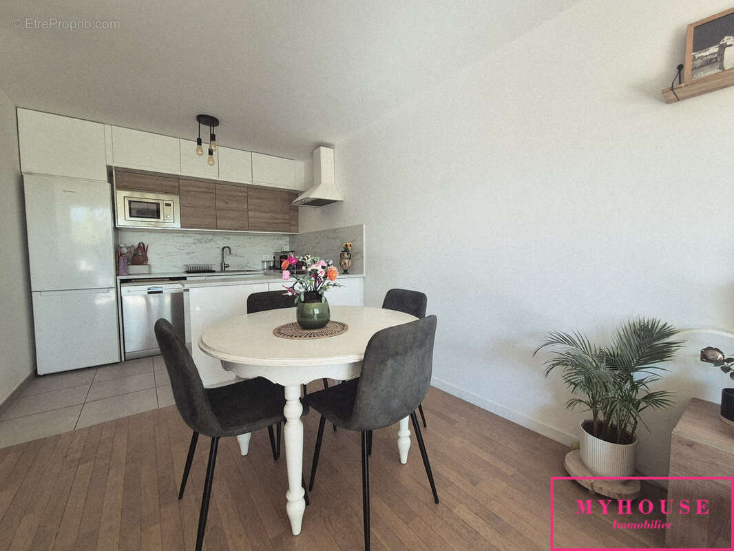 Appartement à BAGNEUX