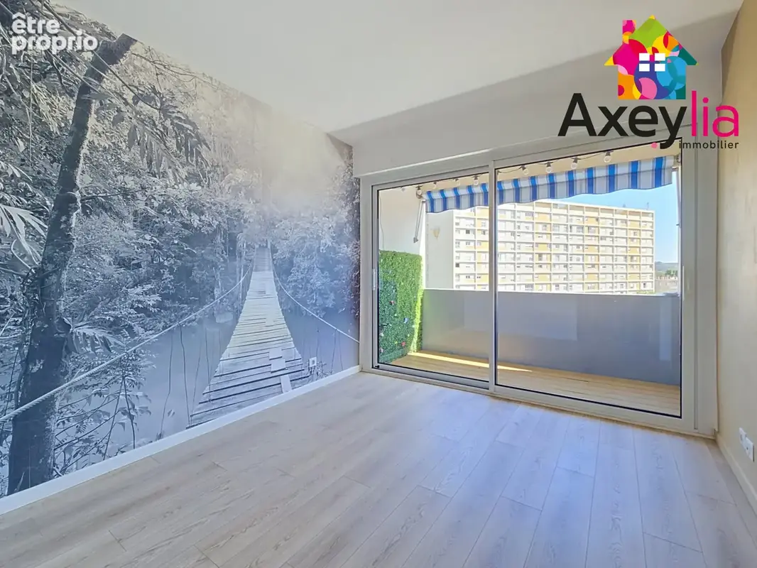 A vendre - roanne - appartement 3 chambres avec cave et place de parking privative - photo 4