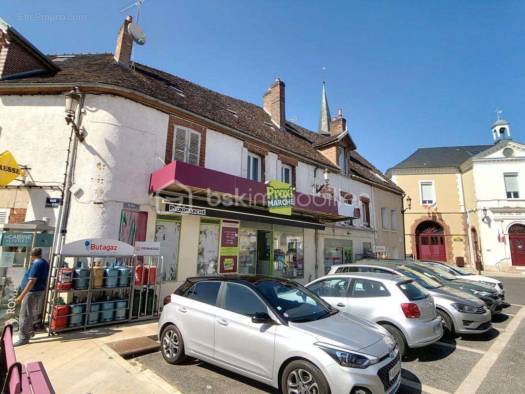 Appartement à CERISIERS