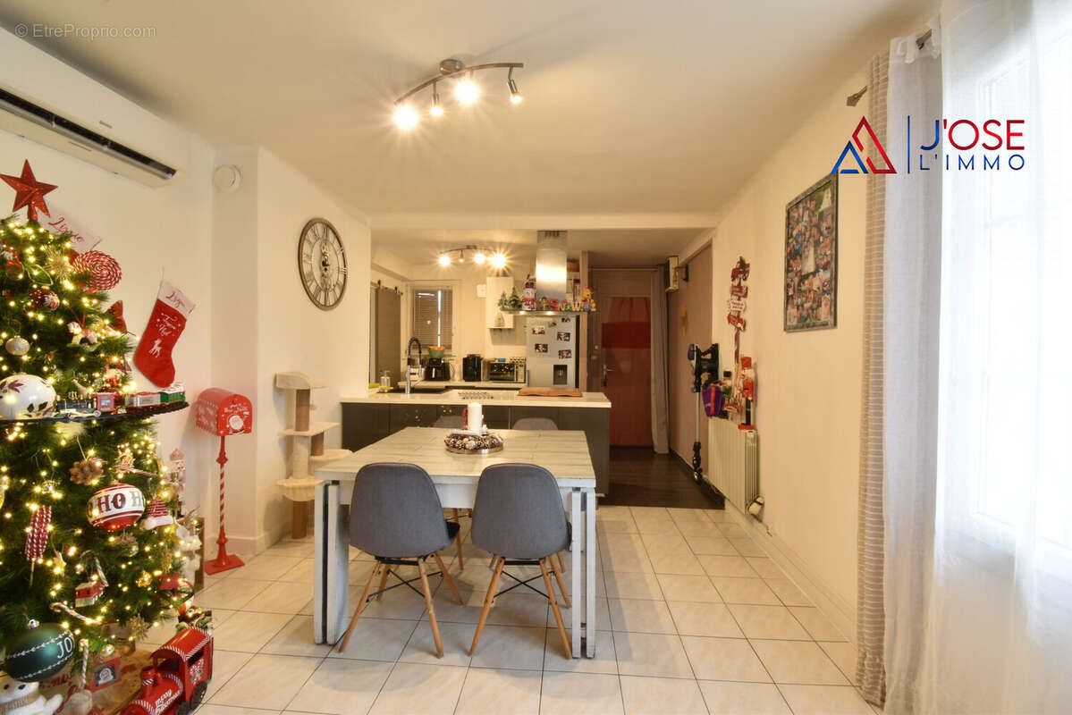 Appartement à MARSEILLE-14E