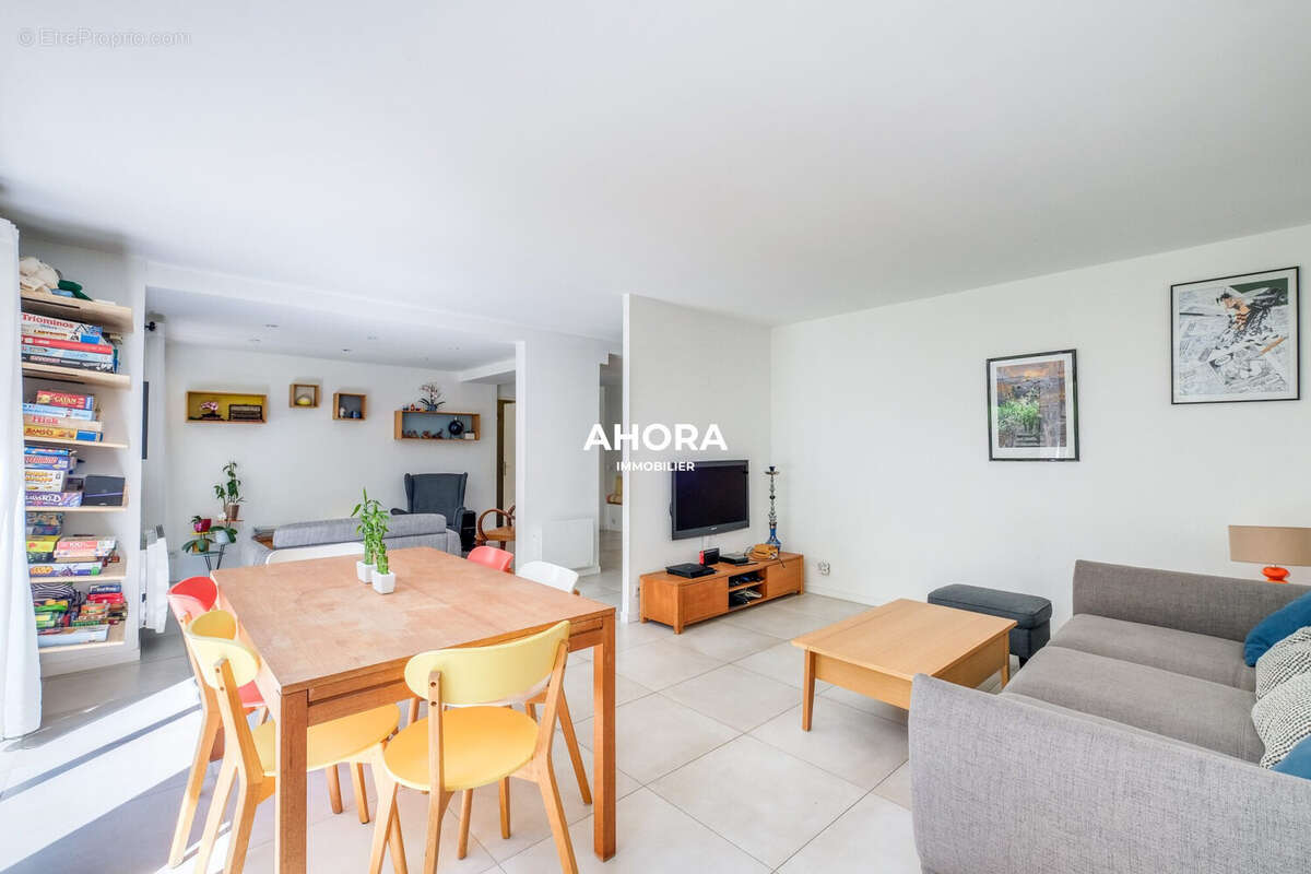 Appartement à MARSEILLE-9E