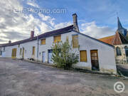 Maison à VEZINNES
