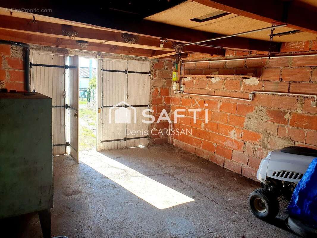 Photo 9 - Maison à FAUX