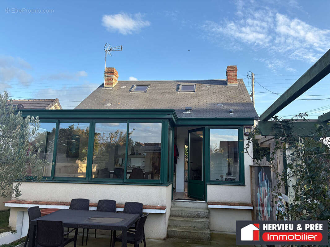 Maison à OUISTREHAM