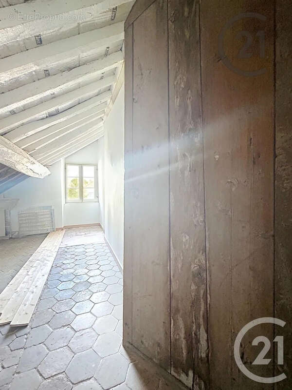 Appartement 108 m² à Fontainebleau  - photo 21
