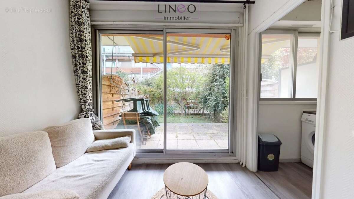 Appartement à MAISONS-ALFORT