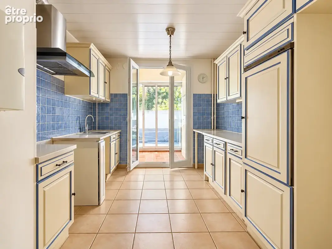 À VENDRE - T3 avec Terrasse 100 m2 + balcon et Cave   Secteur Les Vallons - photo 7