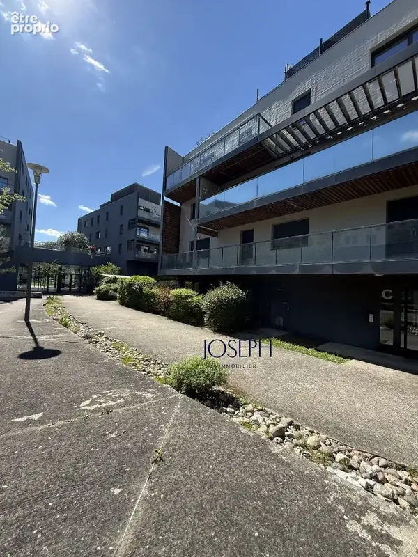 Balma t3 avec terrasse et deux parkings sous-sol - photo 3