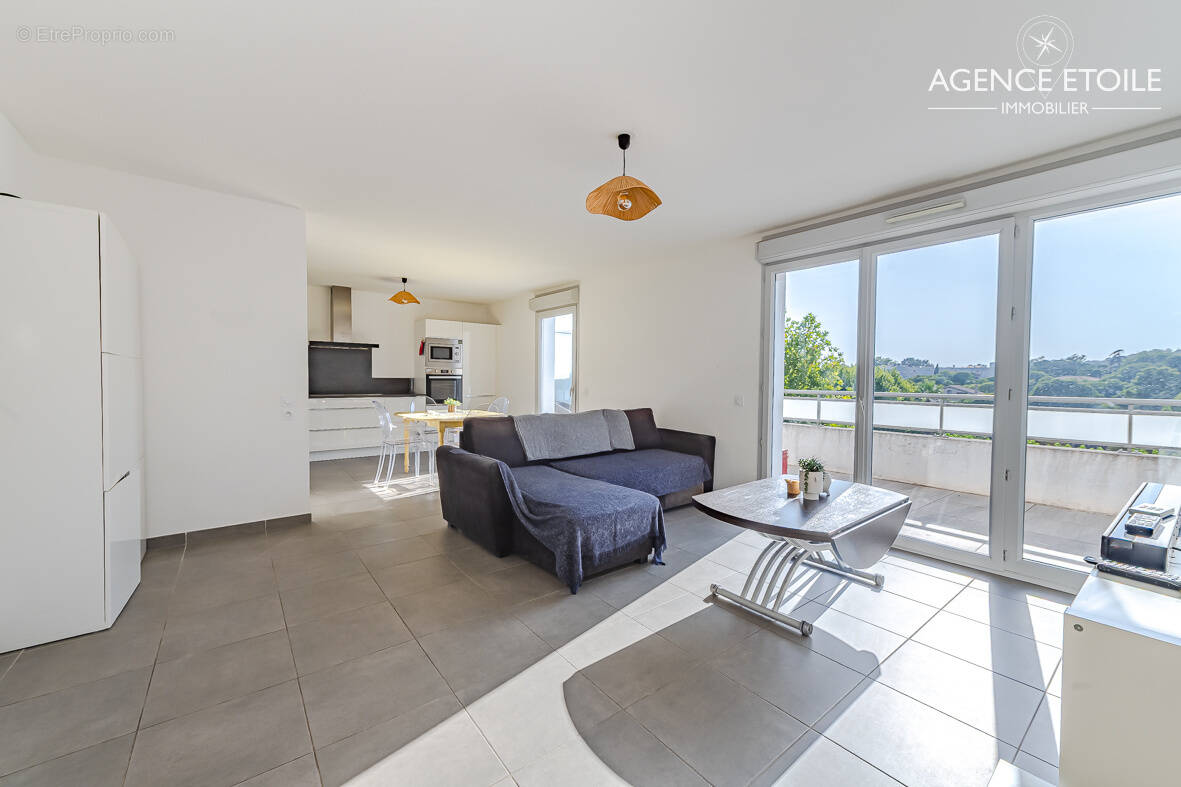 Appartement à MARSEILLE-11E