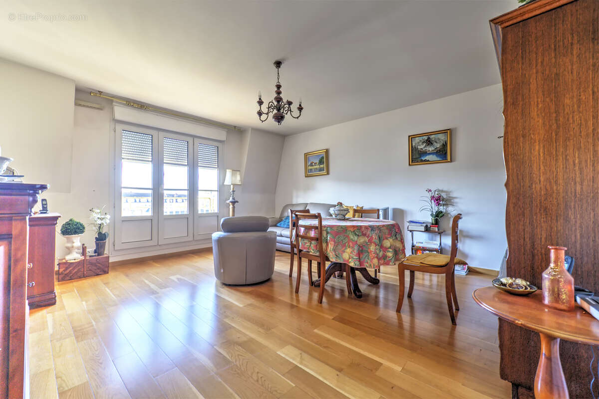 Appartement à POISSY