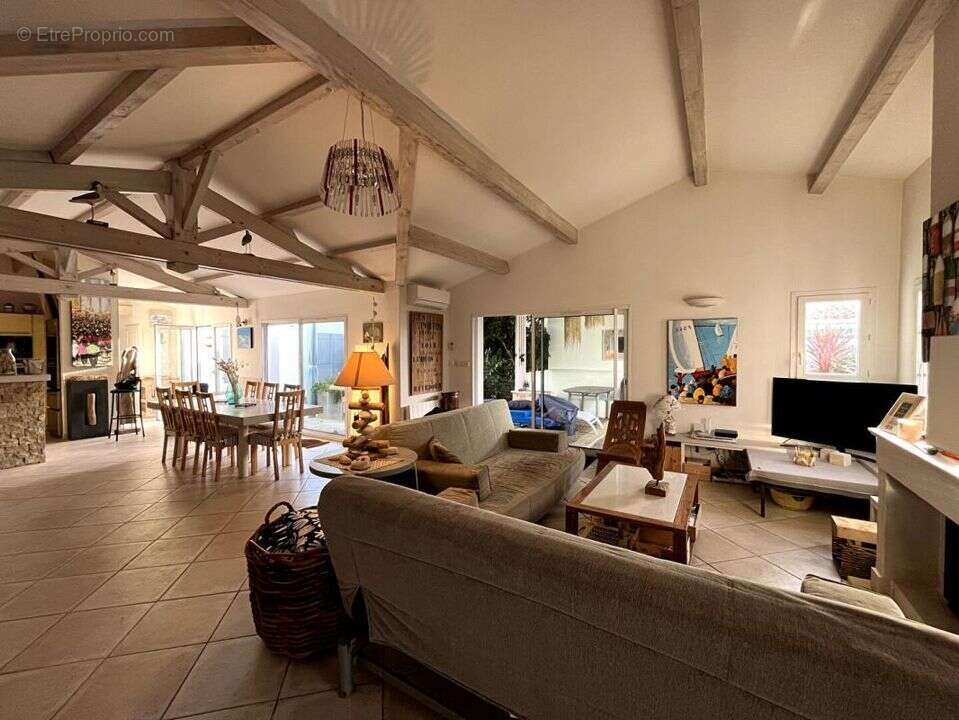 Maison à LA COUARDE-SUR-MER