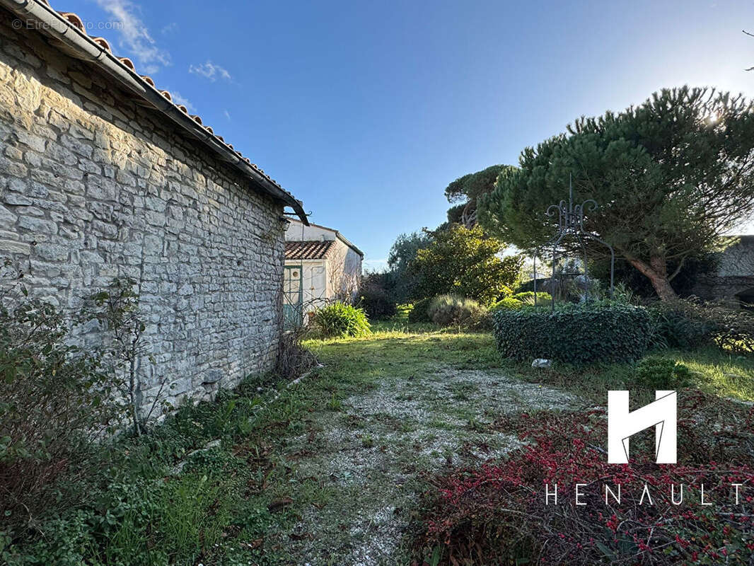 Maison à LE BOIS-PLAGE-EN-RE