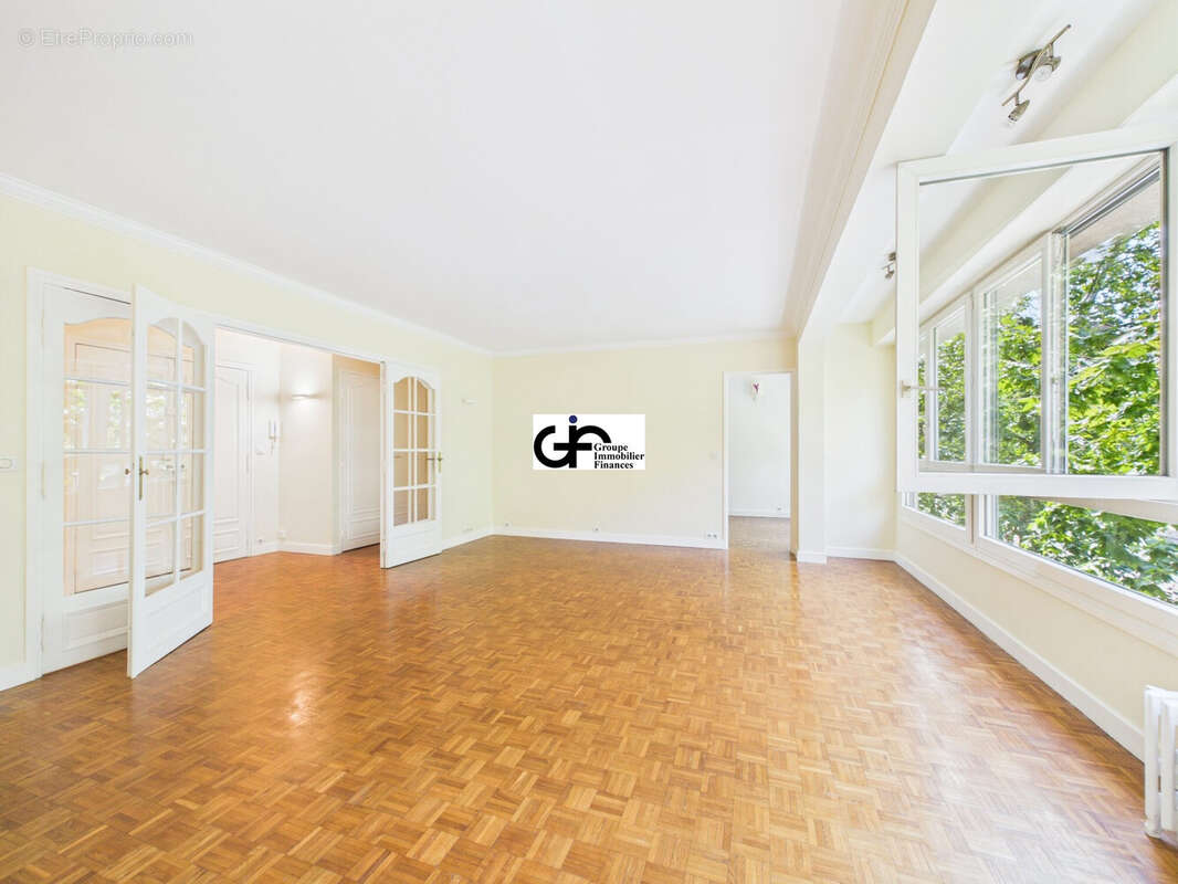 Appartement 76 m² à Paris-16e  - photo 3