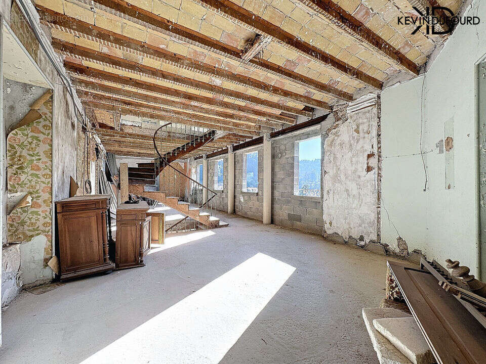 Appartement à VALS-LES-BAINS