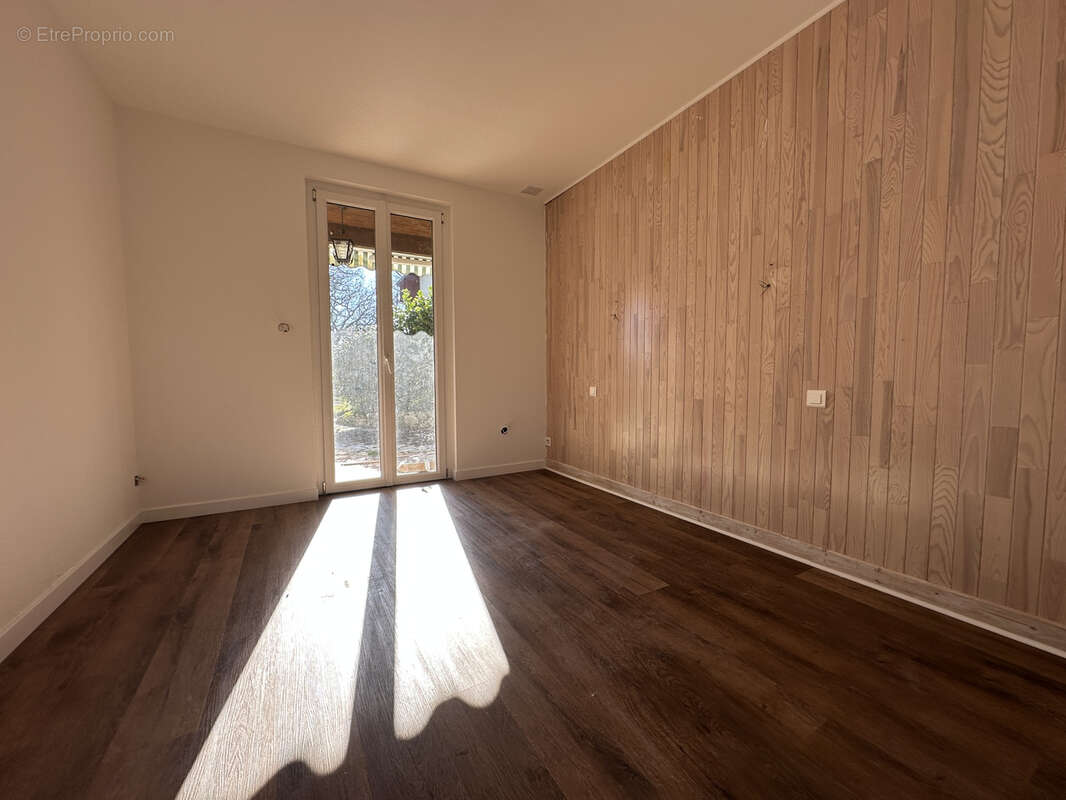 Appartement à MONFLANQUIN