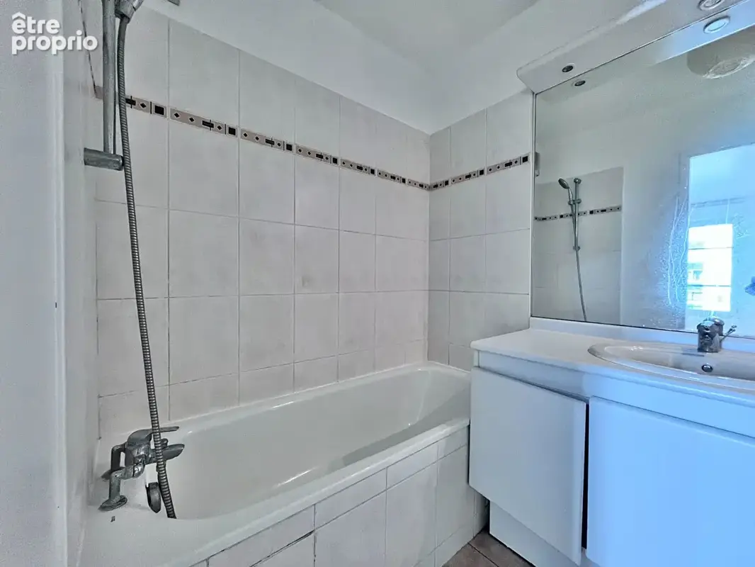 Appartement 2 pièces 37 m2 MONTROUGE - photo 13