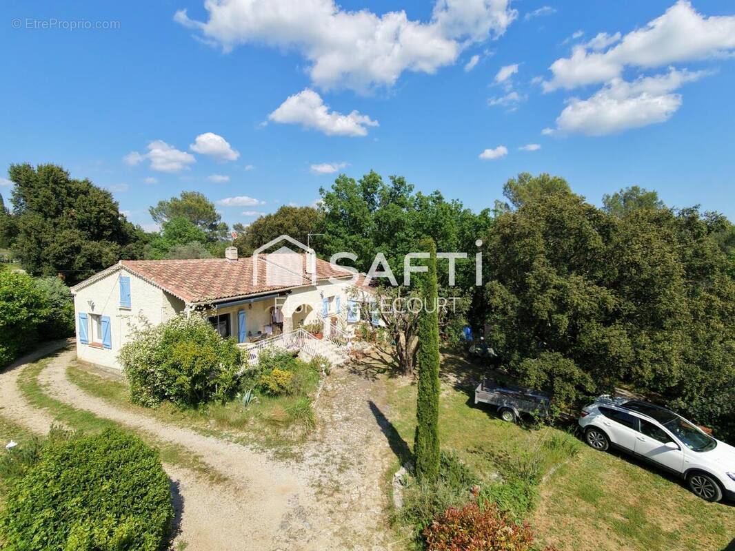 Photo 1 - Maison à SAINT-MAXIMIN-LA-SAINTE-BAUME
