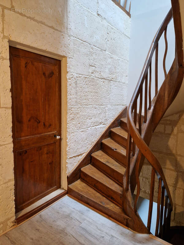 Maison à CHATEAUNEUF-SUR-CHARENTE