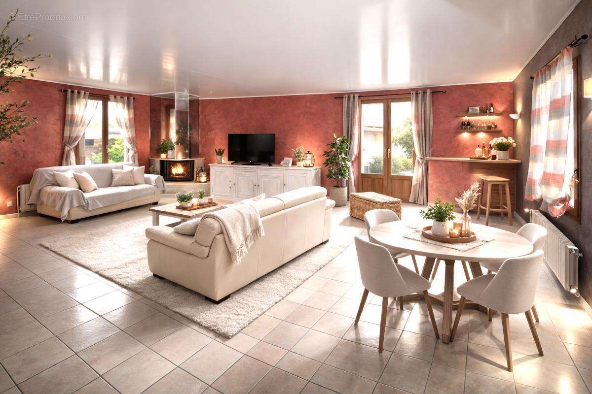 Maison à VAULX-EN-VELIN