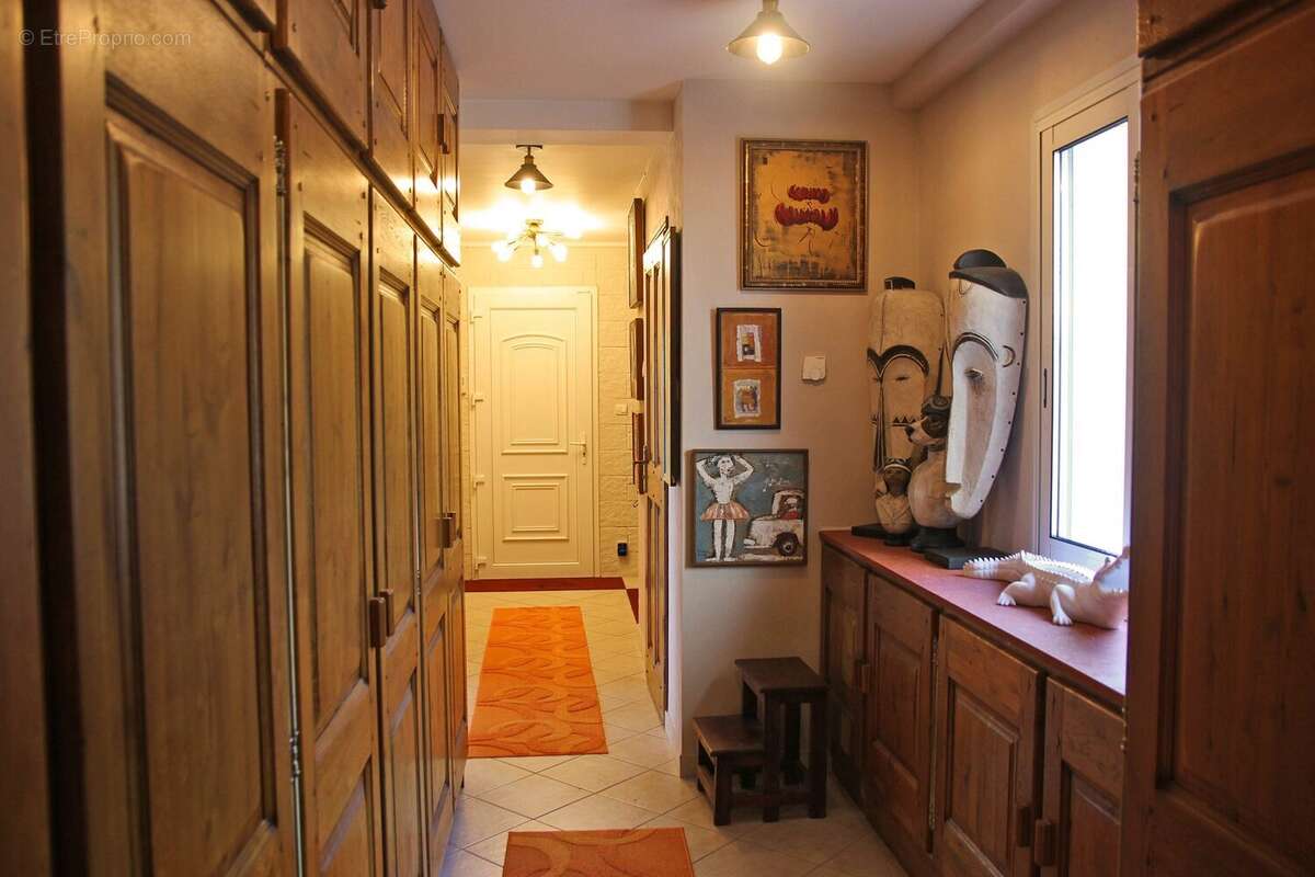 Maison à ECLUSIER-VAUX