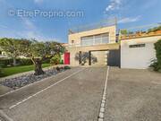 Maison à VAUX-SUR-MER