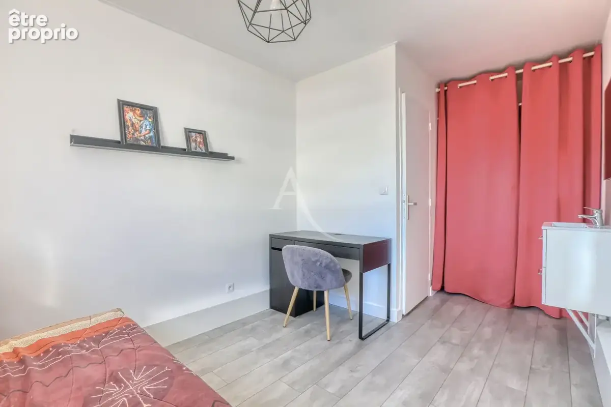 Appartement Rouen 4 pièce(s) 64.82 m2 - photo 3