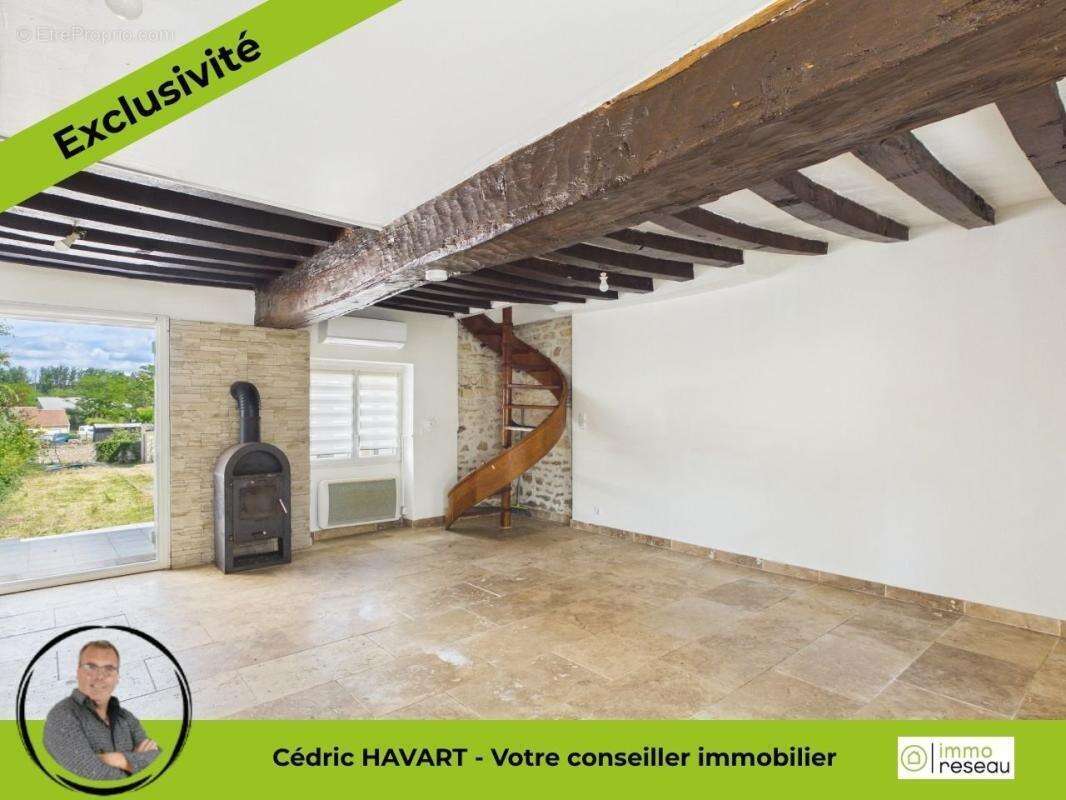 Maison à THENAY