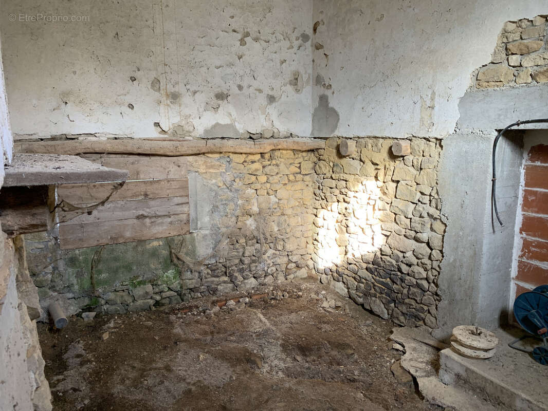 Maison à BUSSIERES