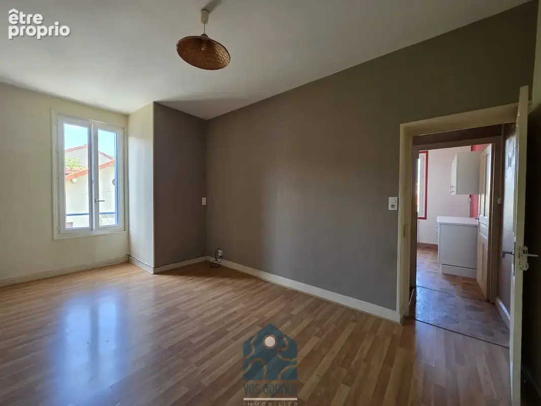 Appartement en triplex 4 pièces avec balcon et stationnement - photo 4