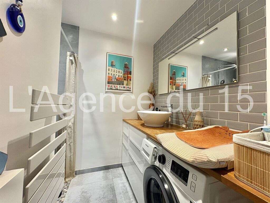 Appartement à ISSY-LES-MOULINEAUX