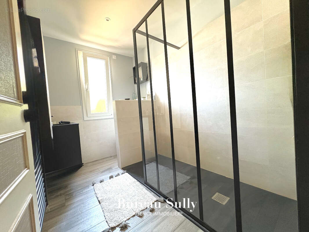 Maison à CHATILLON-SUR-CHALARONNE