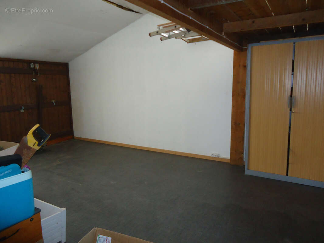 Commerce à CASTELSARRASIN