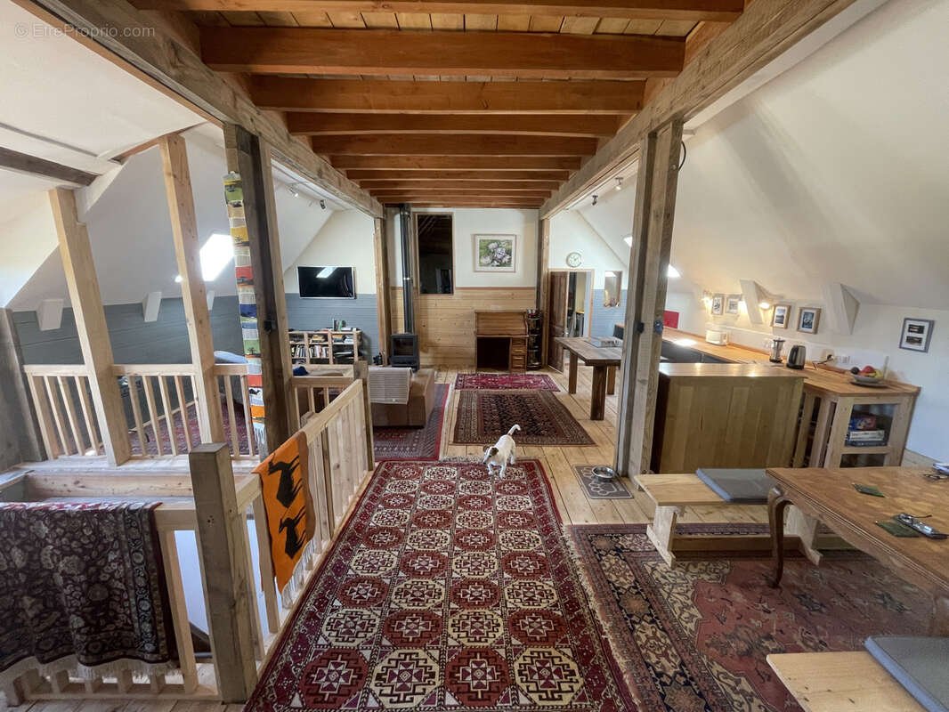 Maison à LA TOUR-D'AUVERGNE