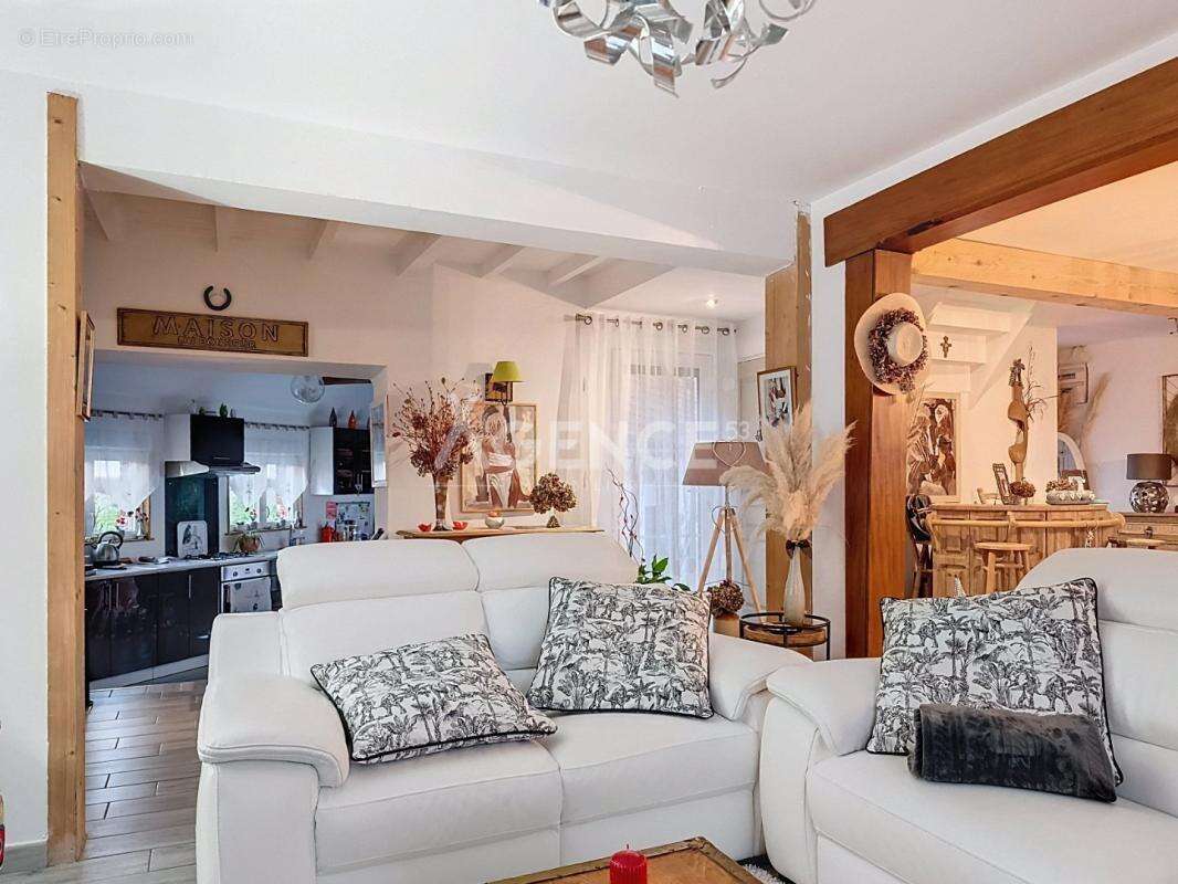 Maison à AUCHY-AU-BOIS