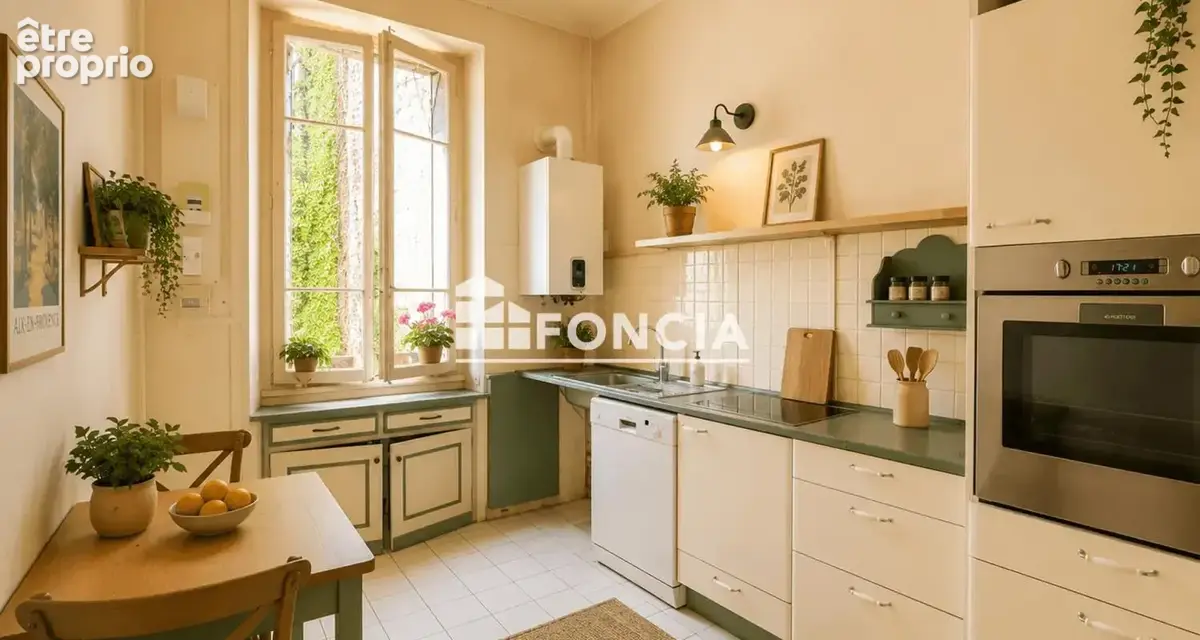 Opportunité FONCIA, T5 de 104m2 + 2 chambres de bonne + 1 cave : Intra-Muros - photo 4