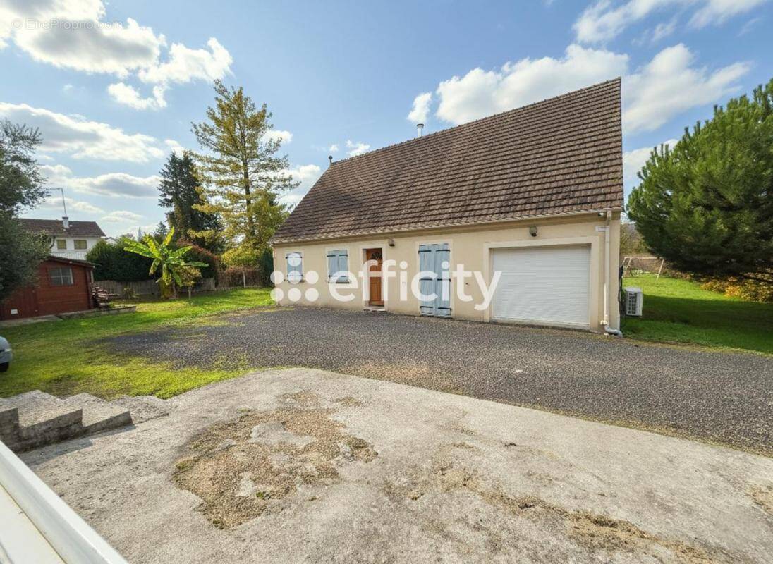 Maison à SAINTE-AULDE