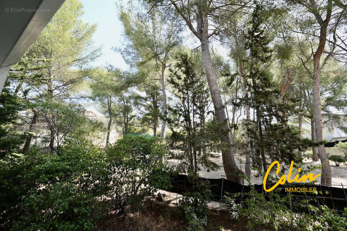 Appartement 82 m² à Marseille-12e  - photo 6