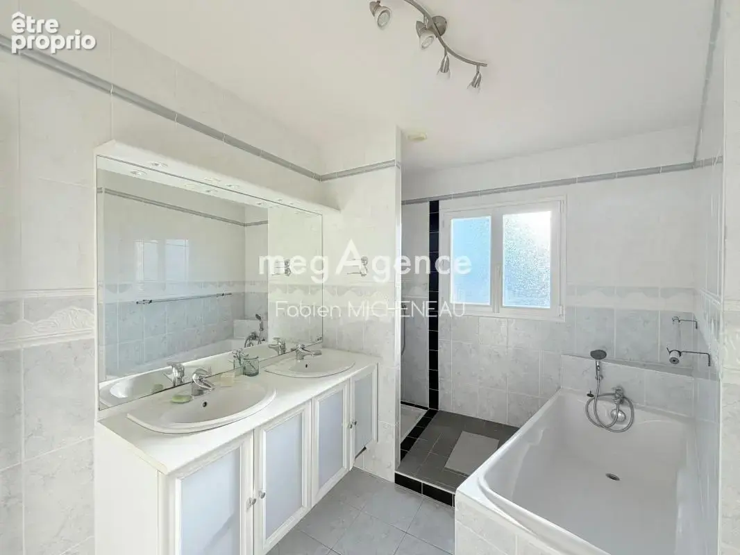Maison Coron - 5 pièces - 154 m² - photo 10