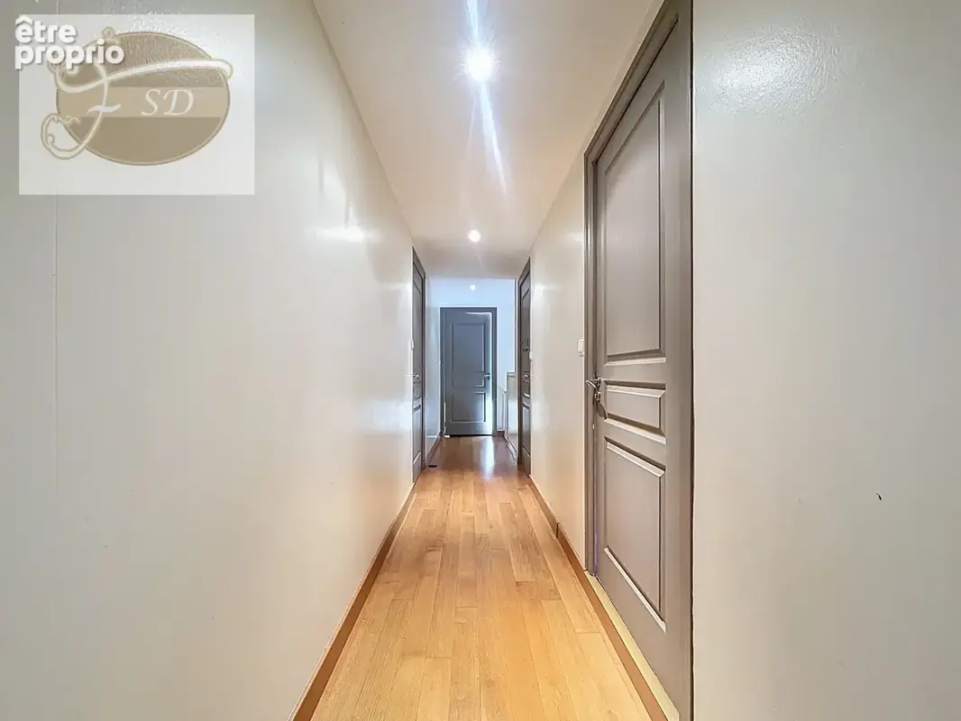 Maison 7P+C 248m2 - photo 11