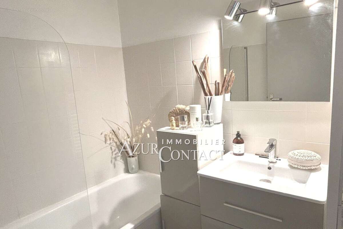 Appartement à LE CANNET