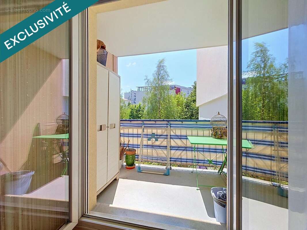 Photo 6 - Appartement à LES LILAS
