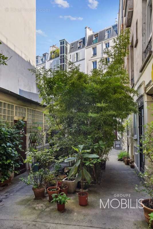 Appartement à PARIS-10E