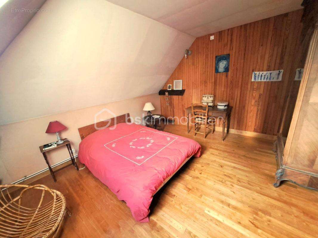 Maison à SAINT-LANGIS-LES-MORTAGNE