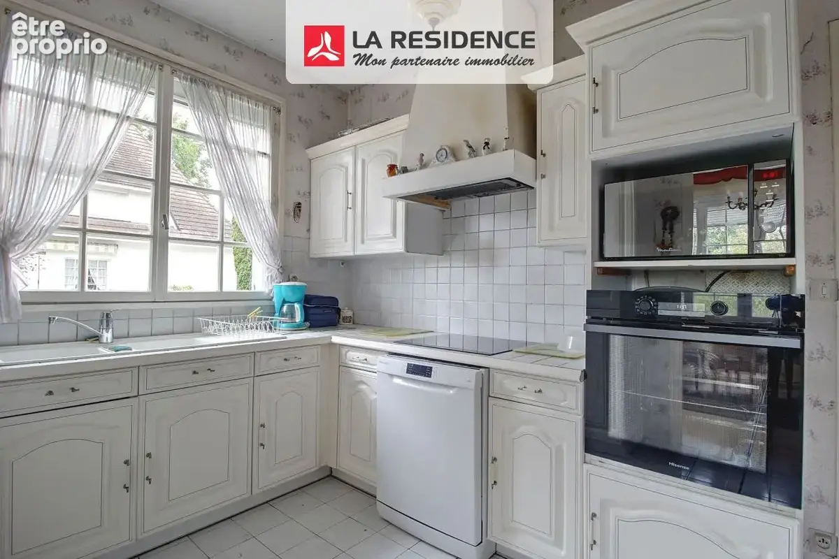 Maison 9 pièces 173 m² à vendre à Oissel (76350) - photo 3