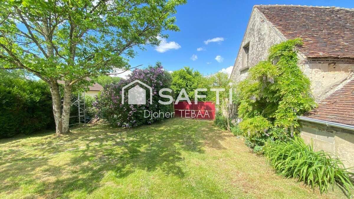 Maison 91 m² à Belhomert-Guehouville  - photo 3