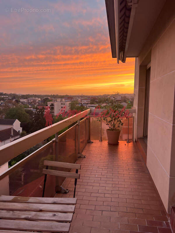 Appartement à LE PERREUX-SUR-MARNE