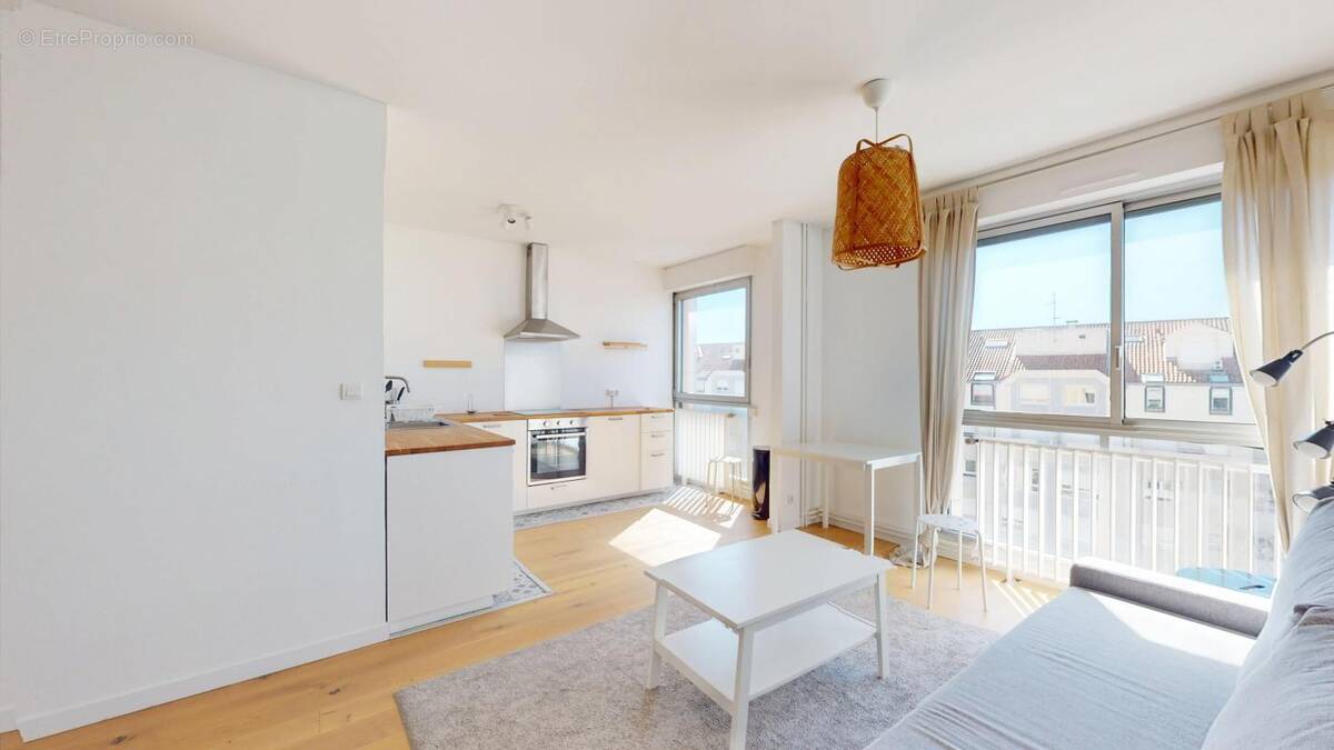 Appartement à LYON-4E