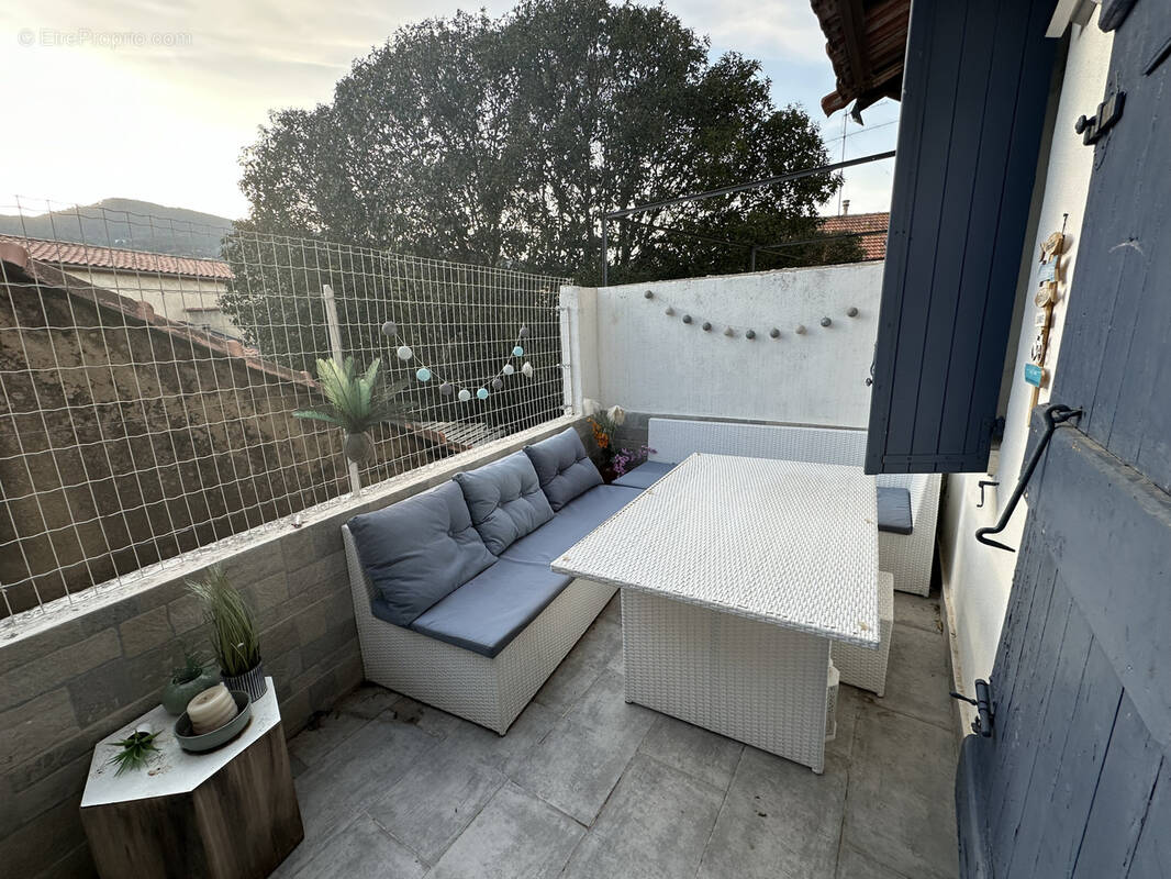 Maison à SOLLIES-PONT